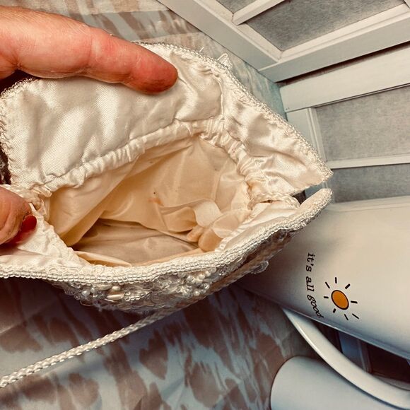 Beaded Drawstring Purse - Picture 11 of 12